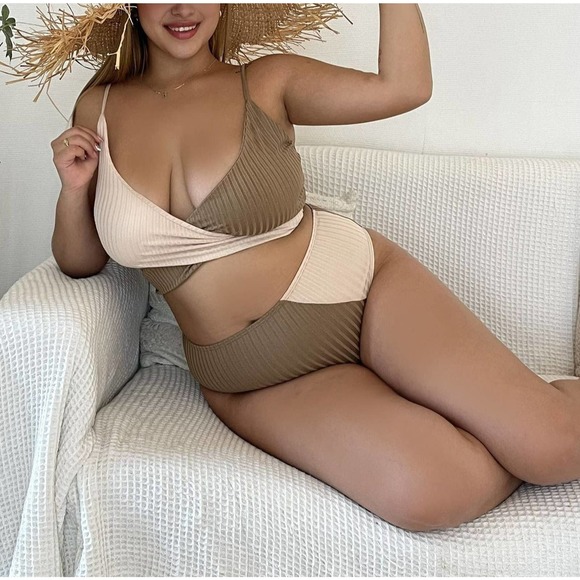 Ladies Plus Size Colorblock Strap Bikini - Picture 3 of 10